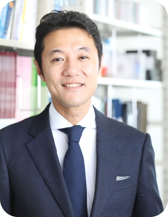 入山 章栄 氏